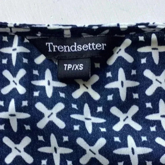 Trendsetter Wrap V-Neck Romper in Size  XS - Picture 5 of 6